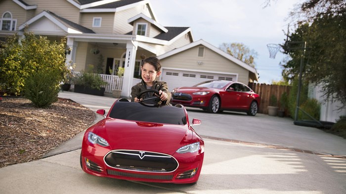 Tesla, ahora también con carrocería apta para niños