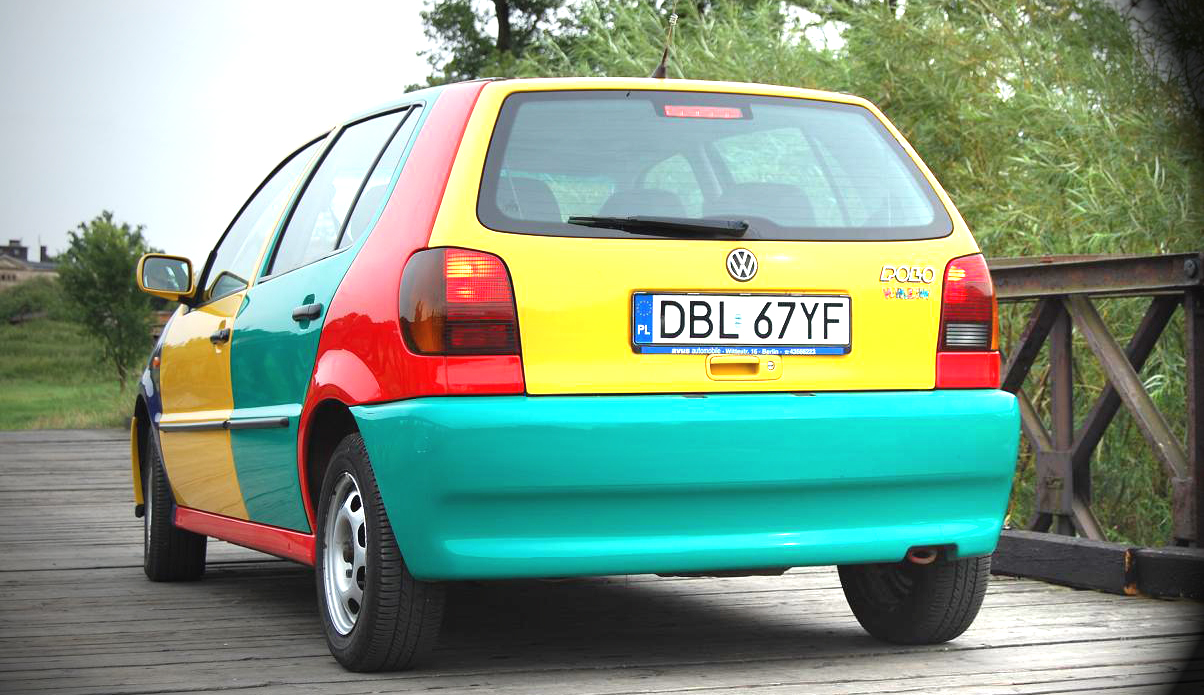 CertifiedFirst - VW Polo Arlequín: automóviles con color