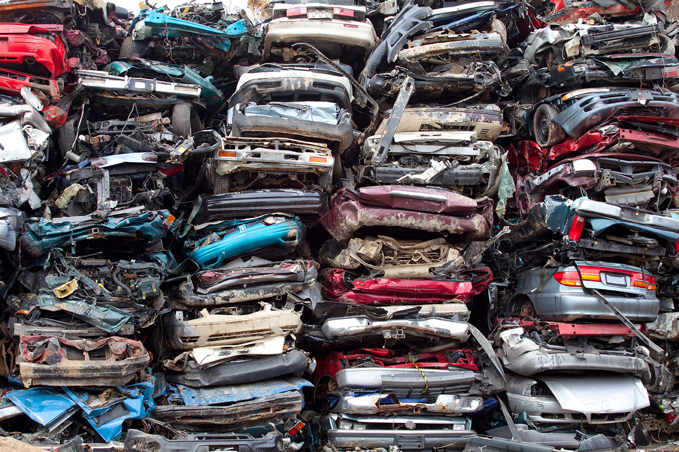 ¿Sabes cómo se recicla la carrocería de un vehículo?