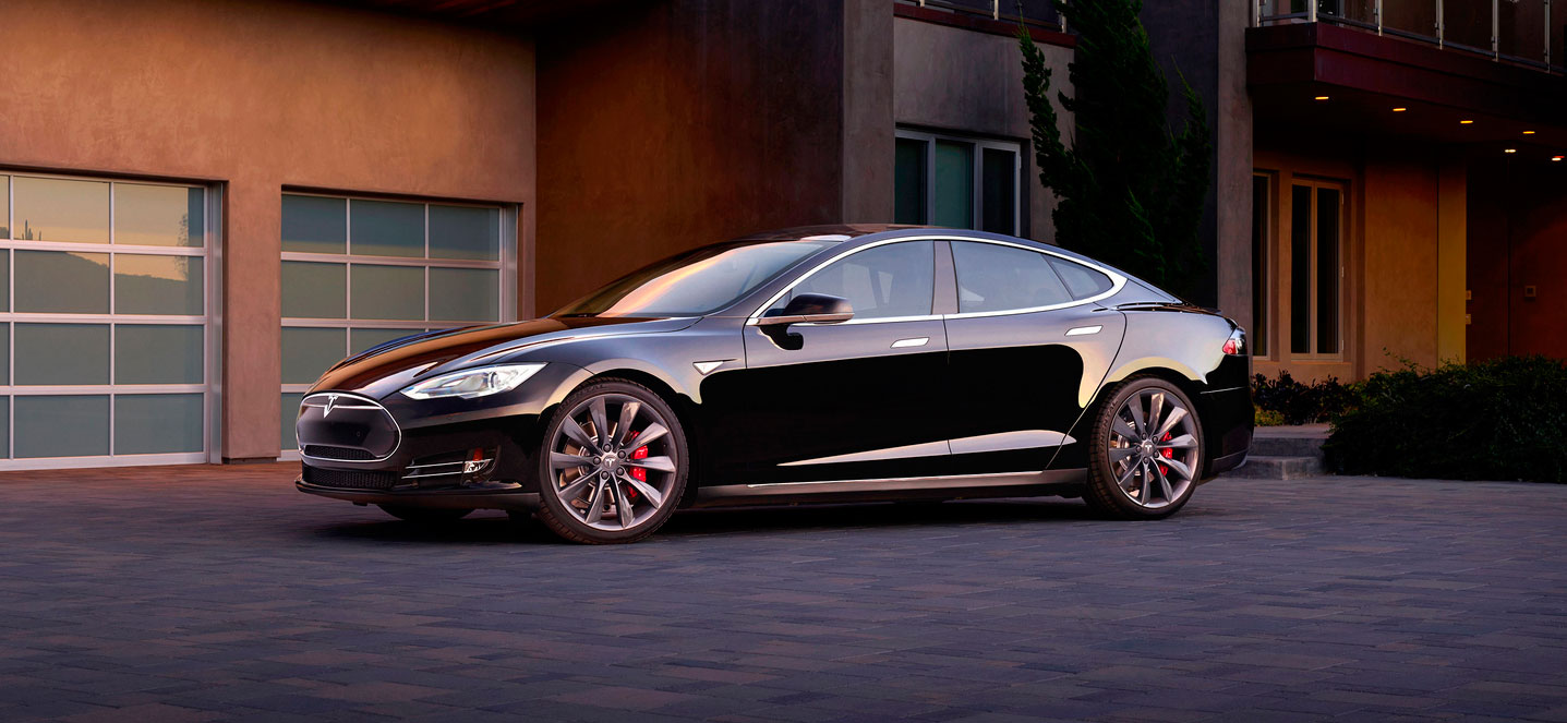 ¿Qué color elegirías para un automóvil Tesla? La mayoría lo prefieren con pintura negra