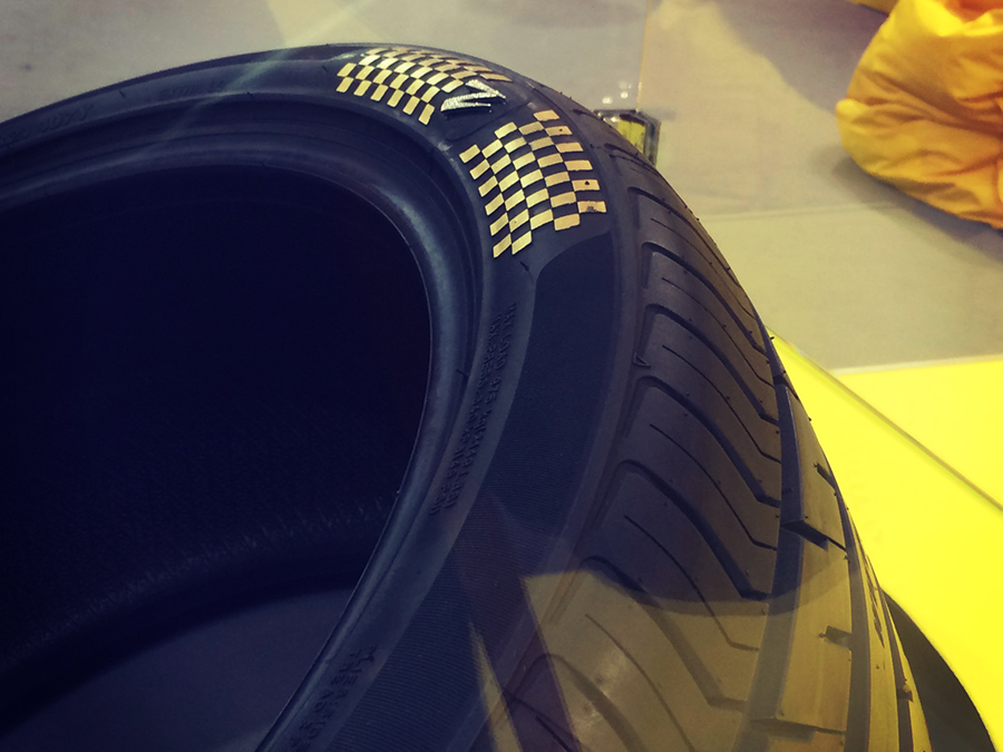 ¿Unos neumáticos de más de 500.000 €? ¡Tenía que ser en Dubai!