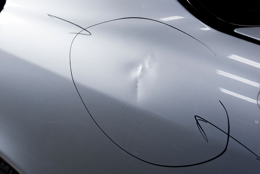 7 cosas que dañan la pintura del coche… y cómo evitarlo